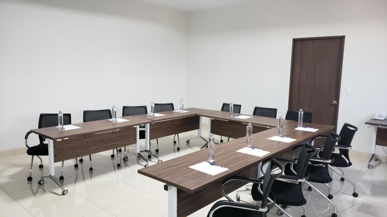 Terrass Hotel Zamora 사모라 데 이달고 외부 사진